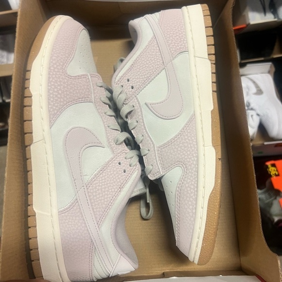 Nike Shoes - Nike Dunk Women Size 11.5 new